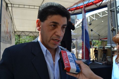 Educación busca acordar actualización automática de salarios para evitar huelgas docentes